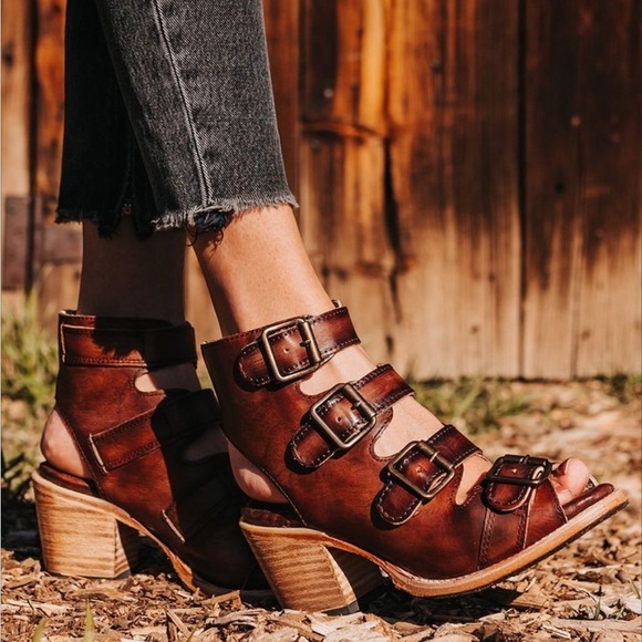Freebird by Steven Shoes - Freebird Quail Cognac Size 8 Women's Leather Buckle Sandals